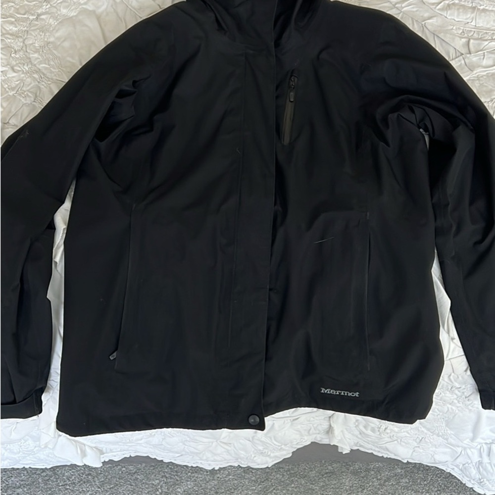 Woman’s Medium Marmot Black RainJacket